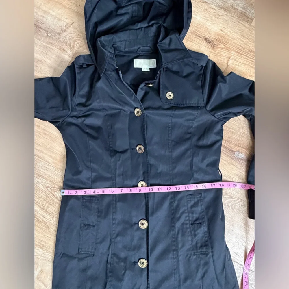 MICHAEL Michael Kors Black Trench Coat Size Small Gold Button Down Hooded - Picture 10 of 13
